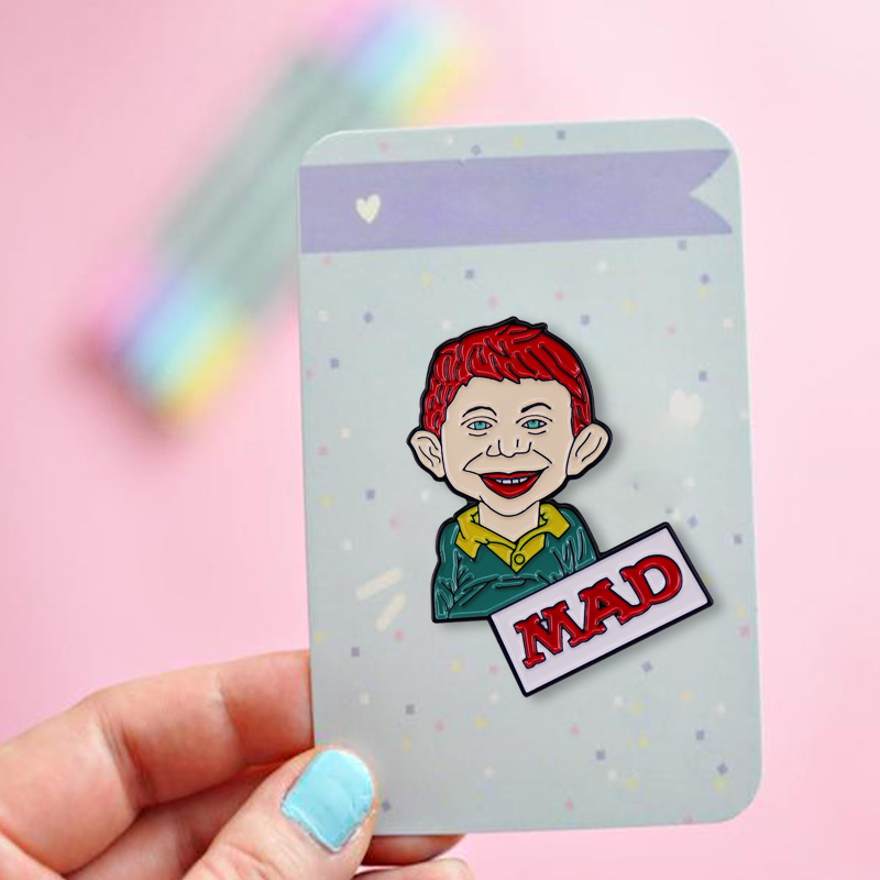 MAD Magazine Alfred E. Neuman  - Vintage Collectible Pins recension och pris