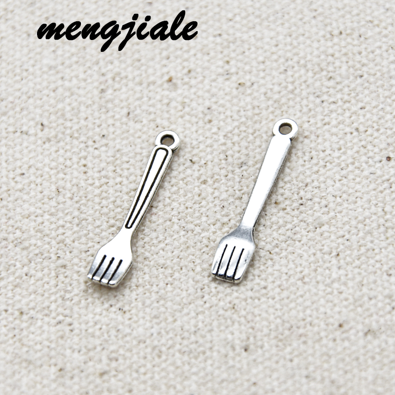 30pcs Antique Silver Cutlery C - Vintage Collectible Spoons recension och pris