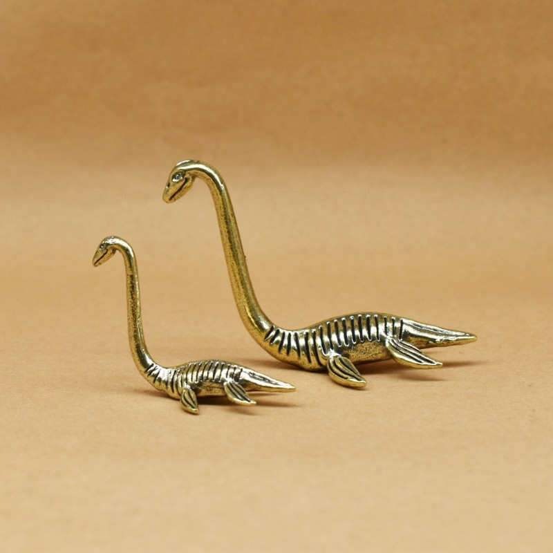 Loch Ness Monster Creature Bra - Vintage Collectible Christmas Ornaments recension och pris
