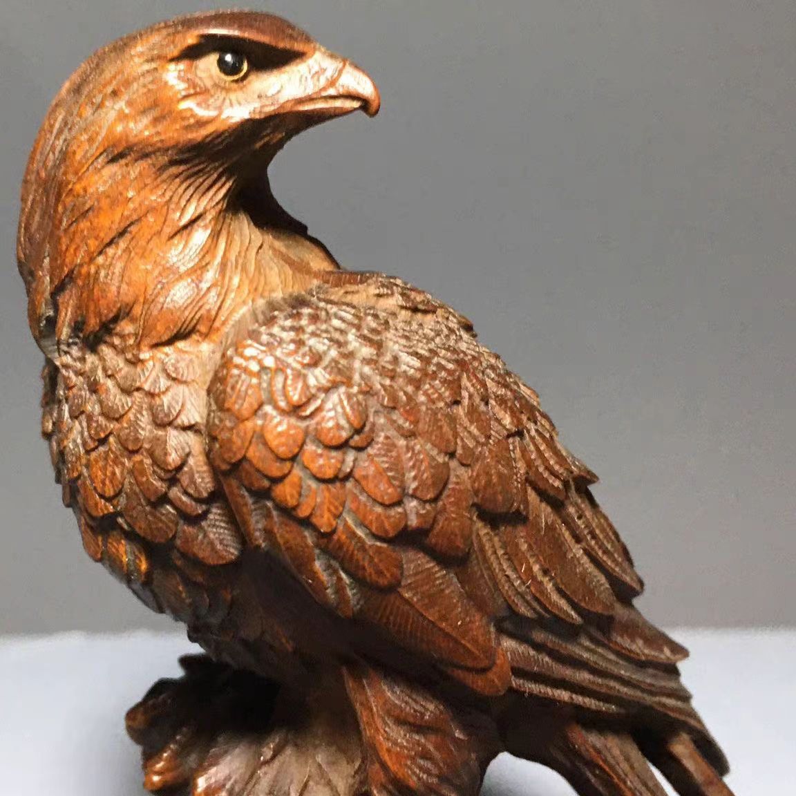 Solid Boxwood Carving Hawk Orn - Vintage Collectible Christmas Ornaments recension och pris