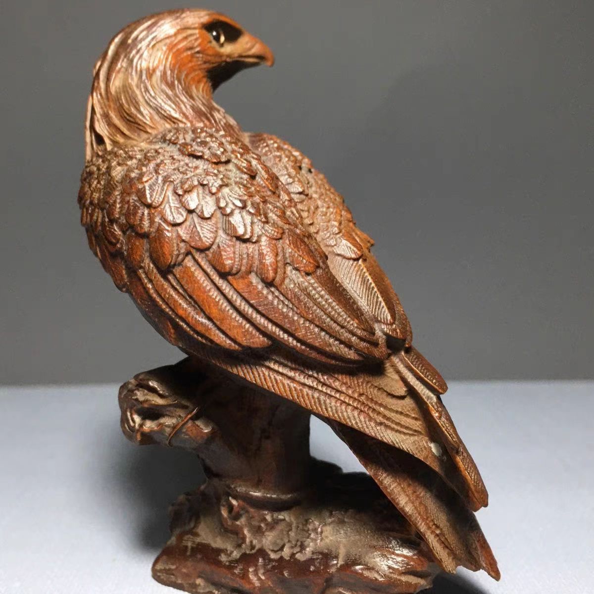 Solid Boxwood Carving Hawk Orn - Vintage Collectible Christmas Ornaments recension och pris