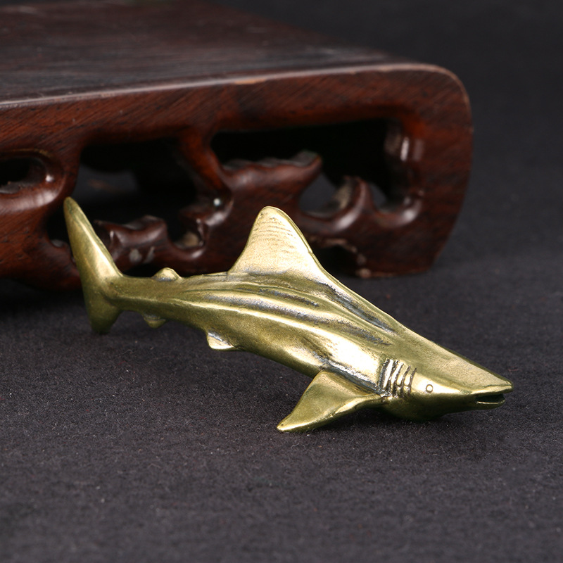 Vintage Brass Shark Figurine,  - Vintage Collectible Christmas Ornaments recension och pris